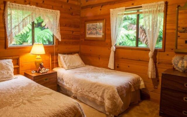 Cymbidium House Volcano Village by Casago Kona