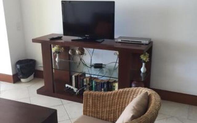 Bay View Grand Residencial 602 Sur