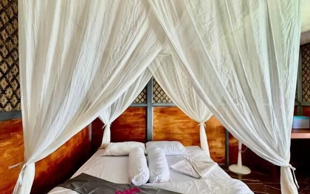 Gibran Dive Guest House