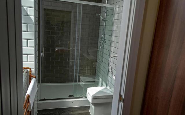 Potbank Aparthotel