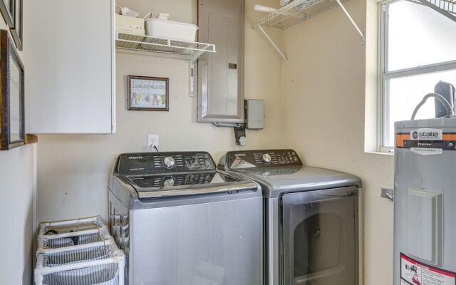 Auburndale Vacation Rental w/ Yard & Lake Views