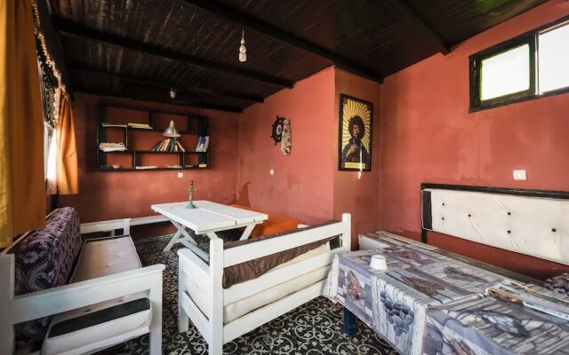 Essaouira Youth Hostel & Social Travel