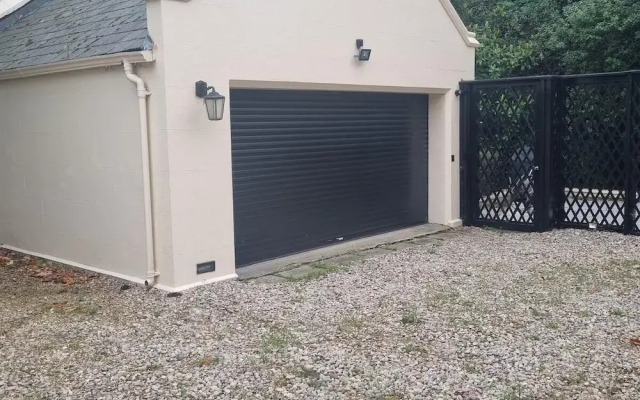 Park Village East Luxury Apartment
