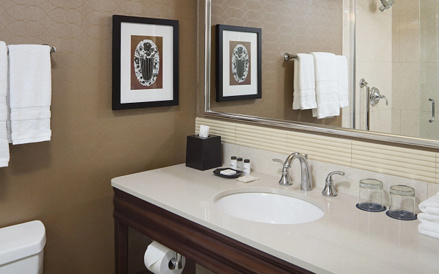 Sheraton Cavalier Calgary Hotel