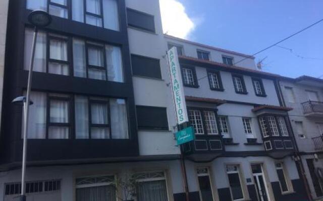 Apartamentos Casa Campaña 3000