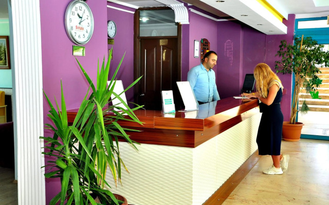 Cinar Family Suite Hotel