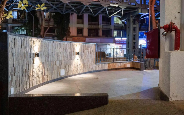 Nine Square Residency