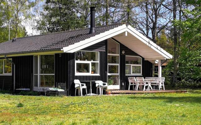 Aesthetic Holiday Home in Zealand near Sea