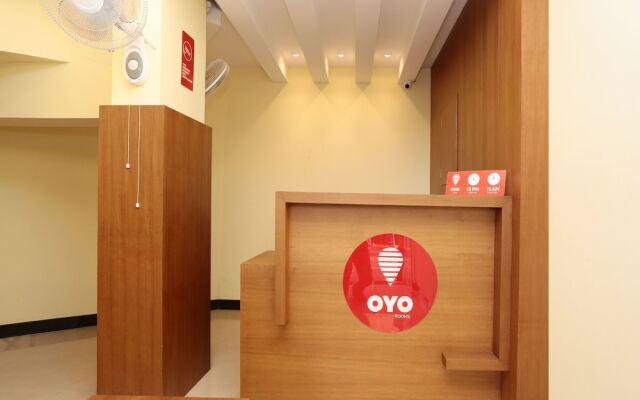 OYO 023 Hotel Ayodhya Residency