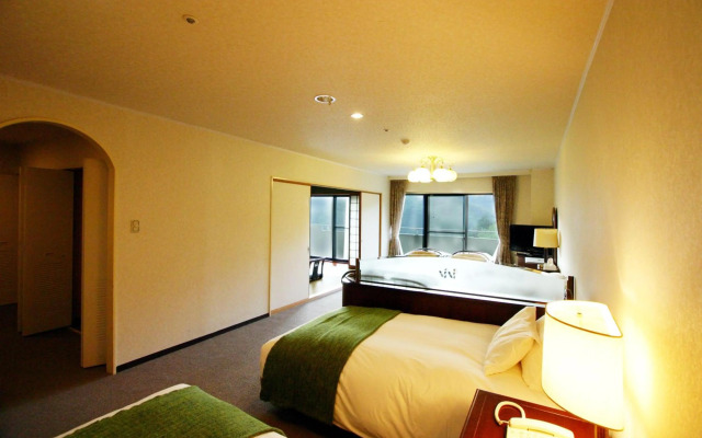 LiVEMAX RESORT