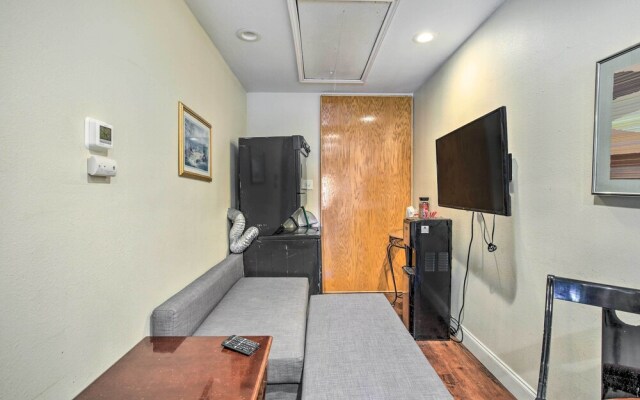Pet-friendly Dallas Guest House w/ Patio!