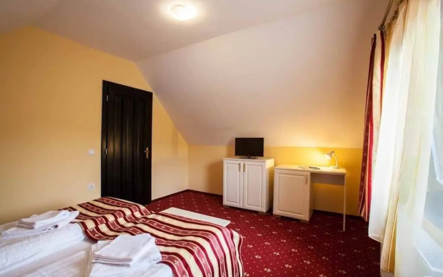 Hotel Extravagance