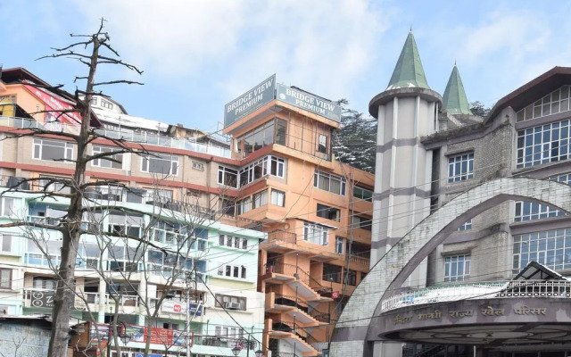 OYO 11470 Hotel Bridge View