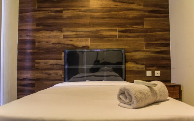 Homey and Warm 3BR Apartment at Ambassade Residences