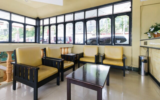 Airy Sipora Pora 4 Parapat