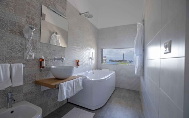 Miti dello Stretto B&B