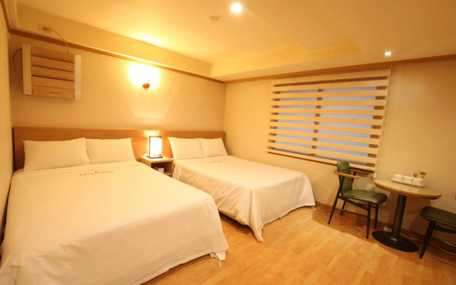 Angel Hotel