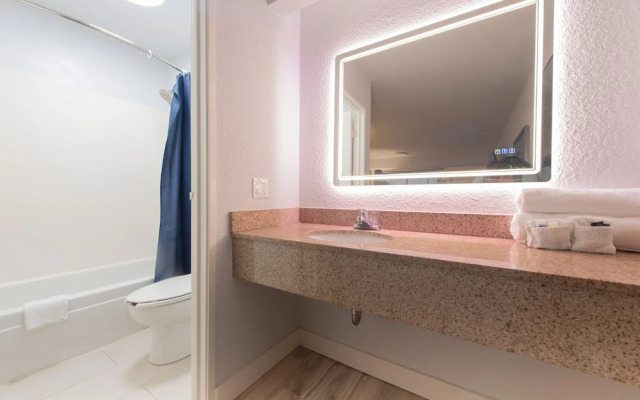 Boardwalk Suites Baton Rouge