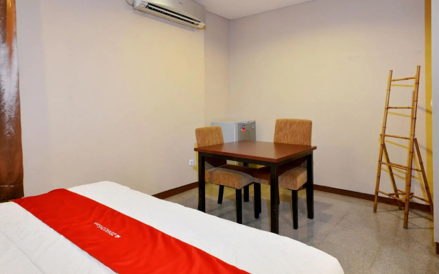 ZEN Rooms Terogong Near Pondok Indah