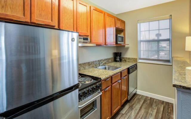 Towneplace Suites By Marriott Detroit Livonia