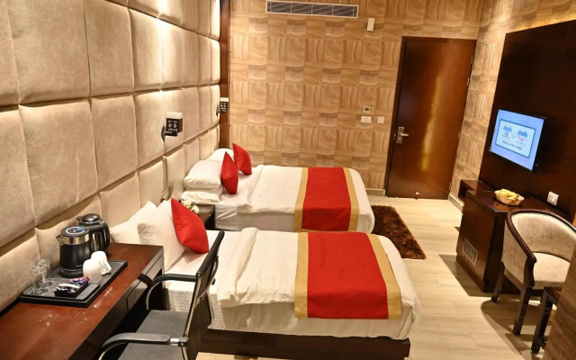 Hotel Aakriti Clarks Inn Express