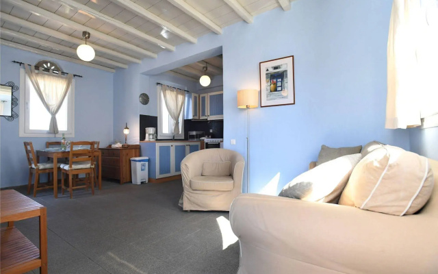 Glafki Studios & Suites