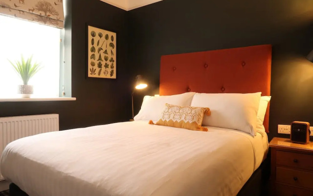 Camelot Hotel