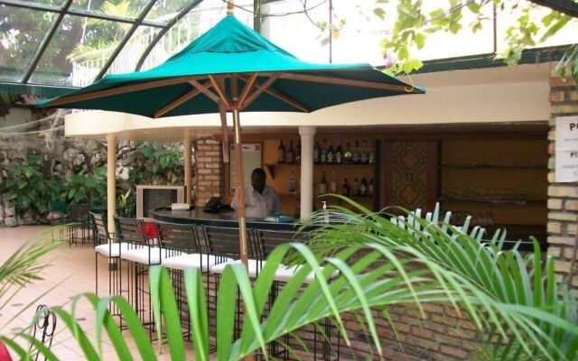 Prince Hotel