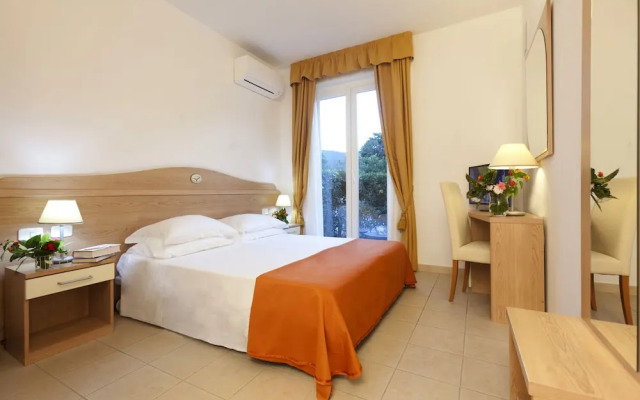 Hotel Villa Smeraldo
