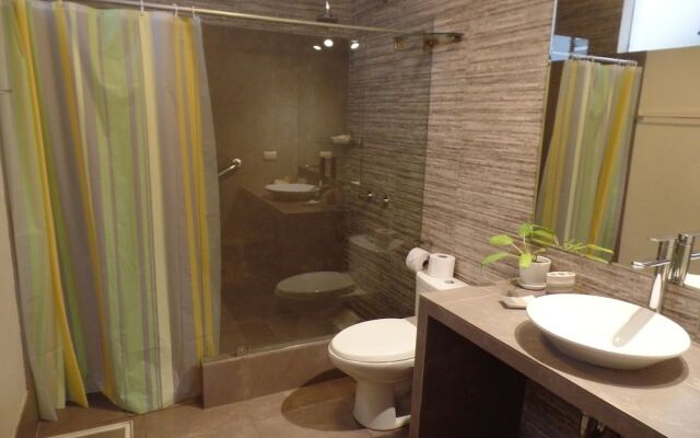 Hostal El Patio B&B