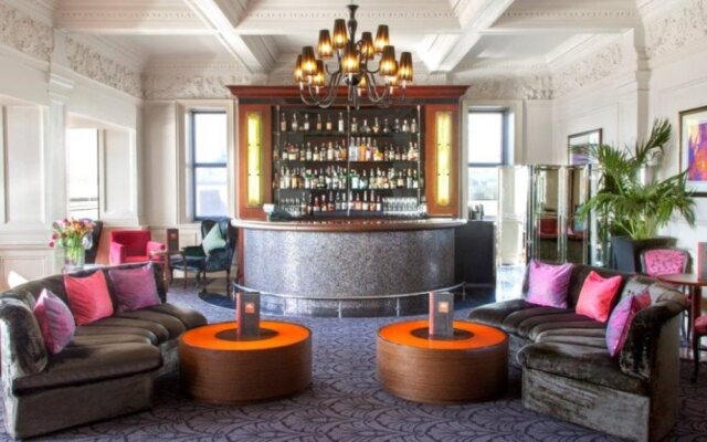 Grand Jersey Hotel & Spa