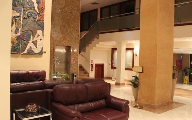 Europa Plaza Hotel
