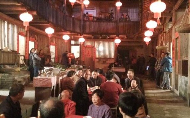 Longmen Hostel