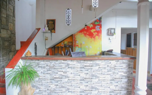 OYO 468 White House Holiday Resort