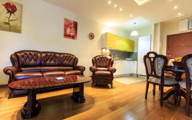 De Lux Apartments