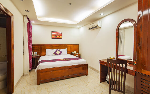 Majestic Nha Trang Hotel