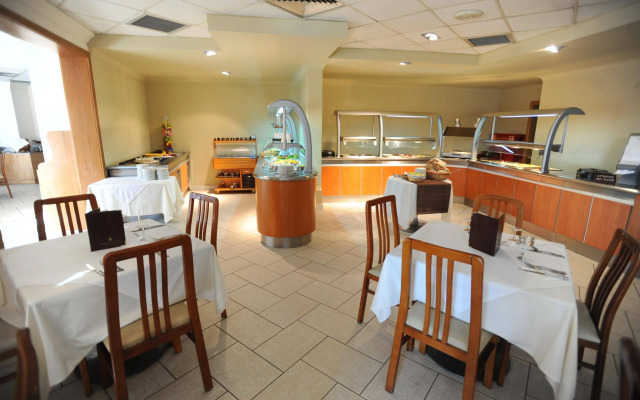 Plaza Regency Hotels