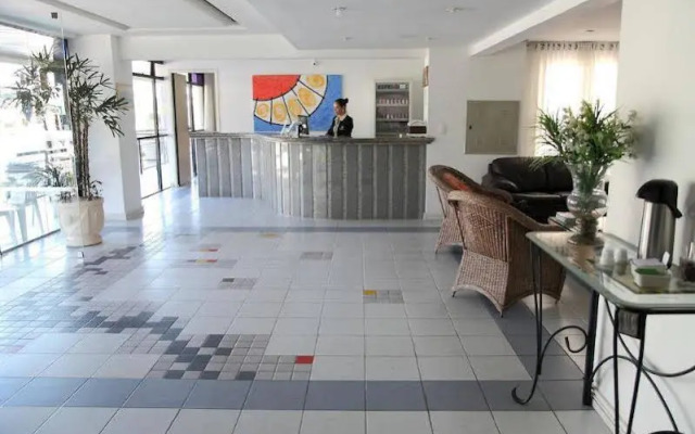 Boulevard Central Canasvieiras Hotel