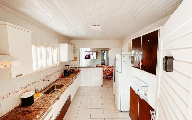 Casa de Praia em Condom. Fechado a 400m da PRAIA