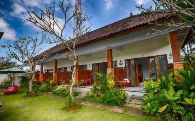 Taju Guest House