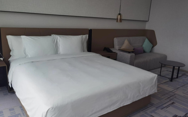 Crowne Plaza Dalian Xinghai by IHG