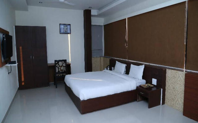 Hotel Emerald