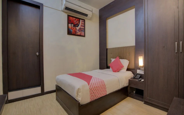 OYO 26196 Hotel Vip Regency