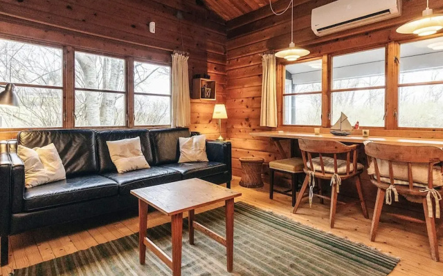 6 Person Holiday Home in Dronningmolle-by Traum