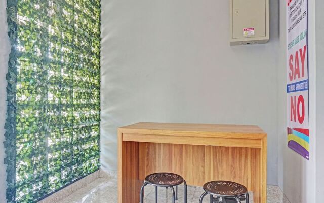 Capital O 92765 J&b Smart Sentul