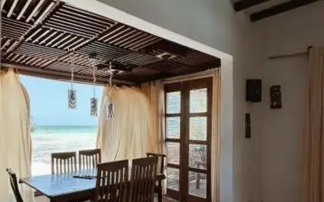 Malcom Residence