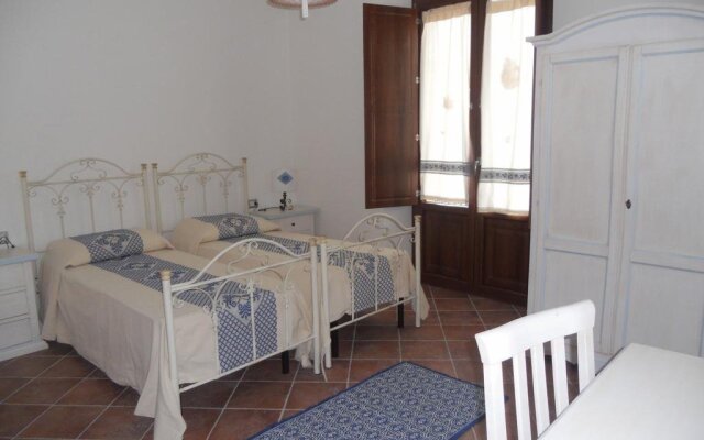 Santa Rughe Guest House