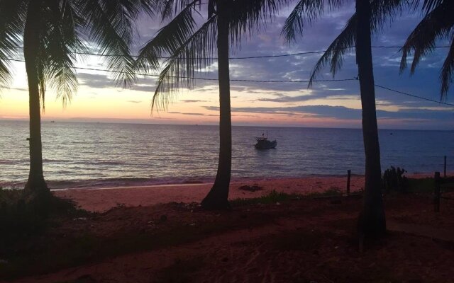 Tommys Beach House