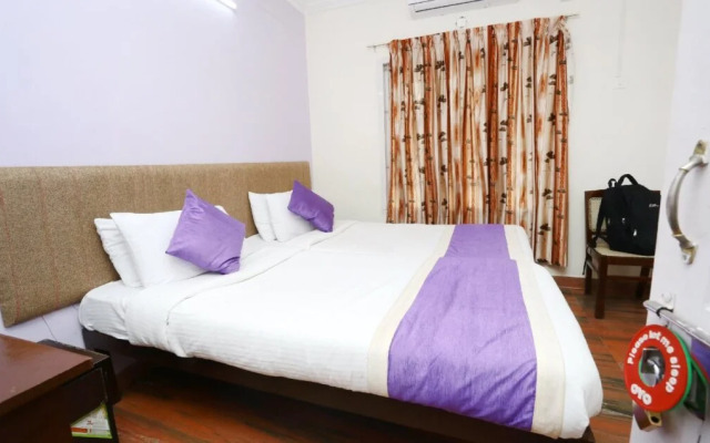 Hotel Vbee Plaza By OYO Rooms