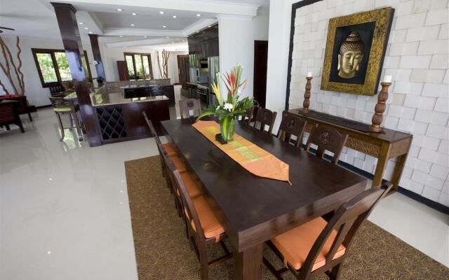 Citrus Tree Villas - Royalty